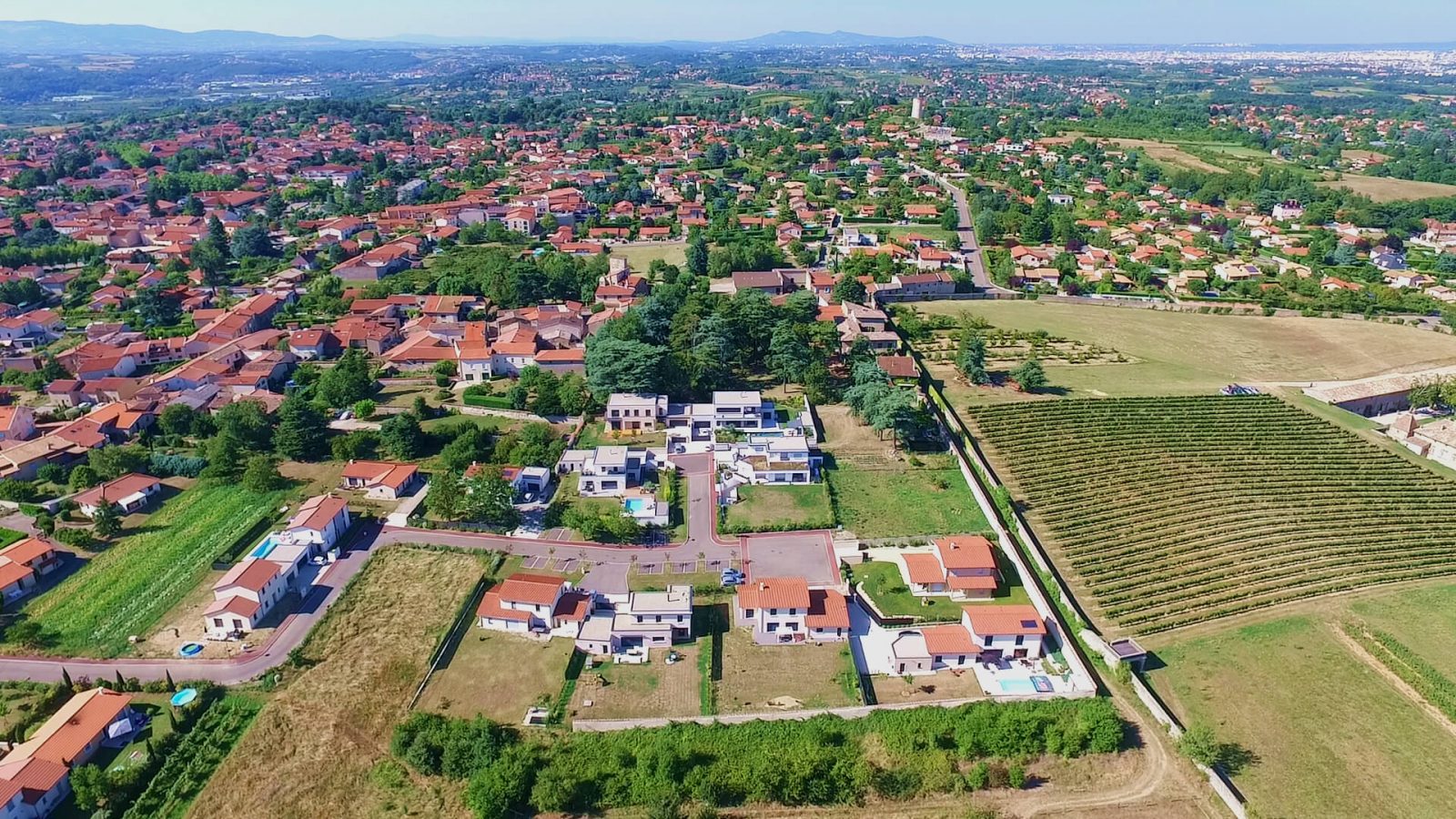 photo aérienne d'un lotissement